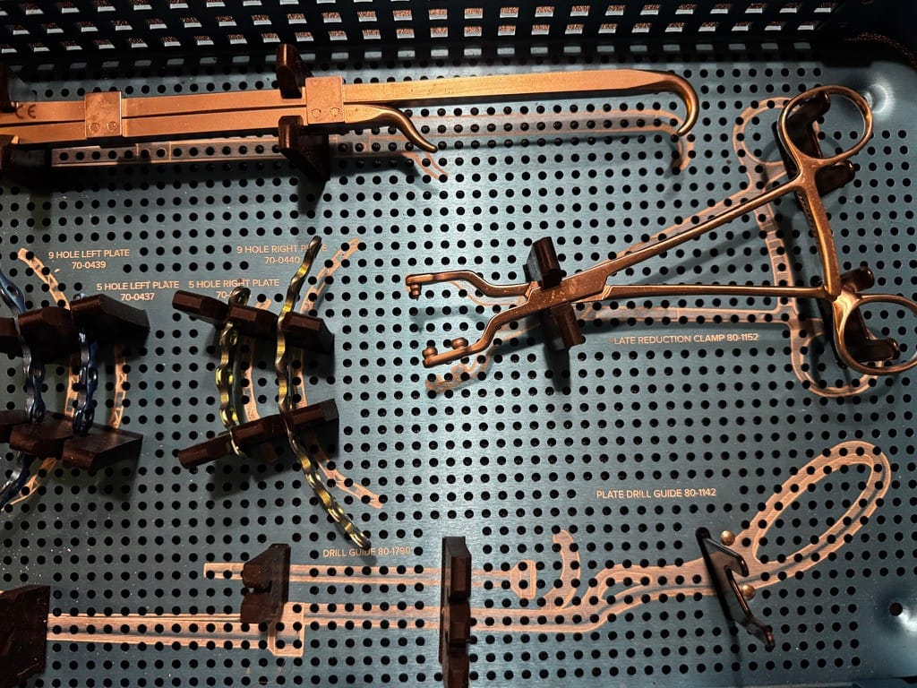 Acumed 80-1325 Pelvic Plating System